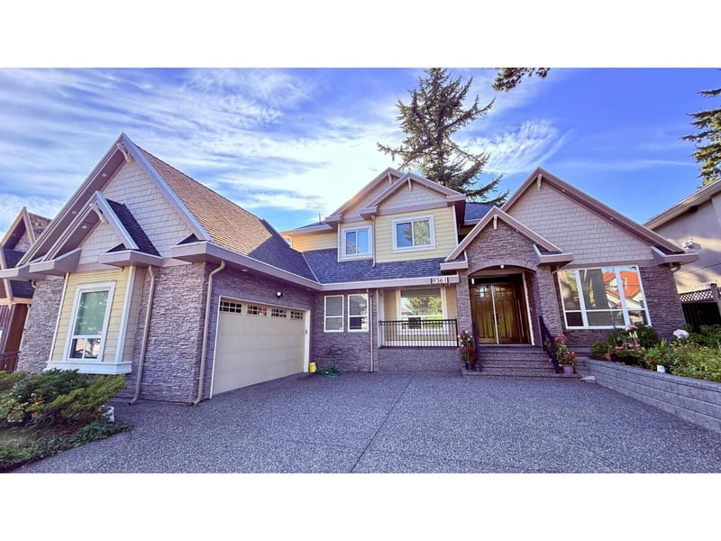 9361 124 Street, Surrey, British Columbia, V3V4S2, Surrey, British Columbia — photo 1 of 5