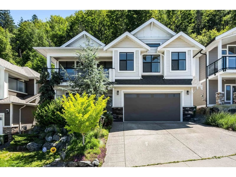 47254 SYLVAN Drive, Chilliwack, British Columbia, V2R0R8, Chilliwack, British Columbia — photo 1 of 5