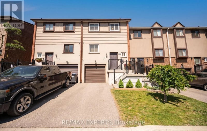 #15 161 Moregate Crescent, Brampton (Central Park), Ontario, L6S3K9, Brampton (Central Park), Ontario — photo 1 of 5
