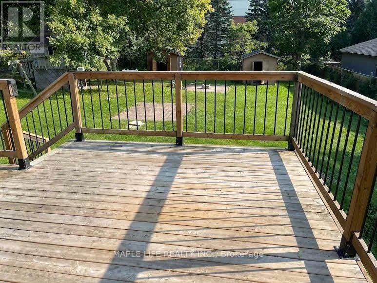 886bsmt Srigley Street, Newmarket (Gorham-College Manor), Ontario, L3Y1X7, Newmarket (Gorham-College Manor), Ontario — photo 1 of 5