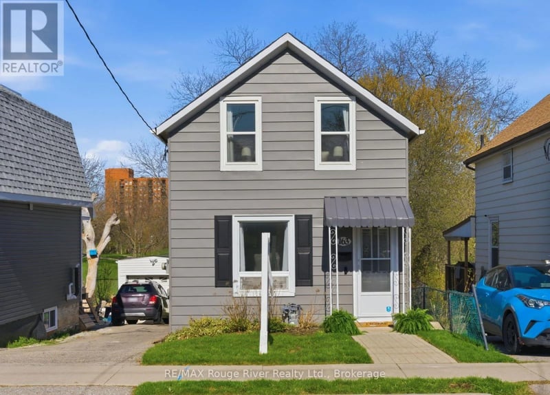 163 Nassau Street, Oshawa (Vanier), Ontario, L1J4A6, Oshawa (Vanier), Ontario — photo 1 of 5