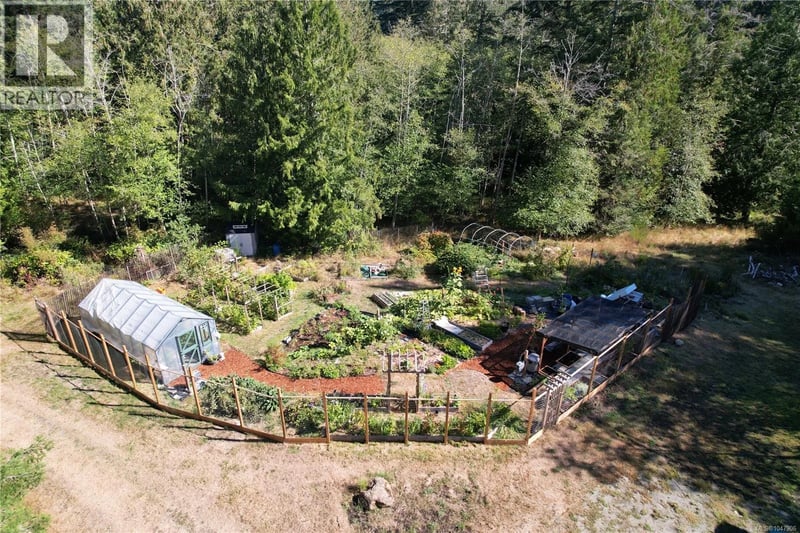 1040 Conville Road, Gabriola Island, British Columbia, V0R1X2, Gabriola Island, British Columbia — photo 1 of 5