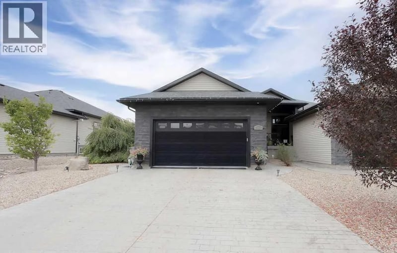 2809 11 Avenue, Wainwright, Alberta, T9W0A5, Wainwright, Alberta — photo 1 of 5
