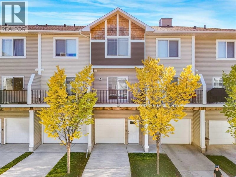 2802 KINGS HEIGHTS Gate Southeast, Airdrie, Alberta, T4A0T3, Airdrie, Alberta — photo 1 of 5