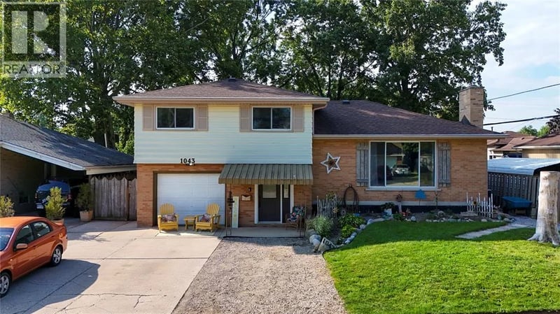 1043 Talfourd Street, Sarnia, Ontario, N7S1C7, Sarnia, Ontario — photo 1 of 5