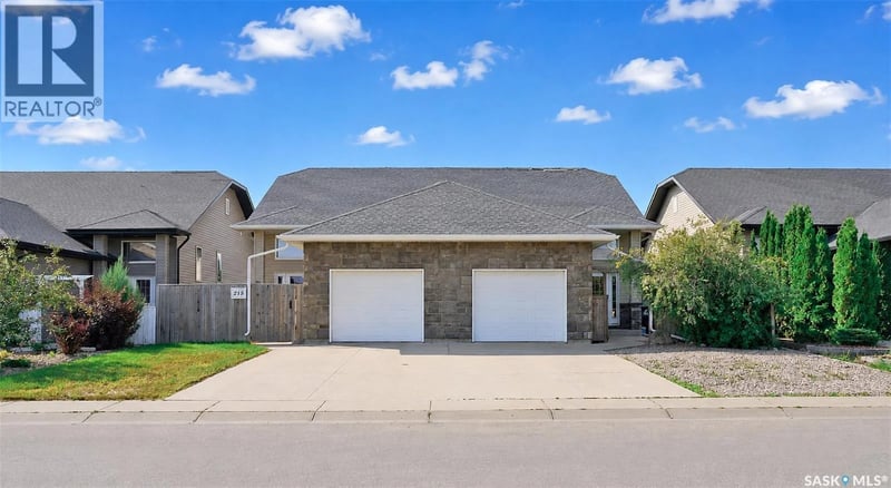 215 Augusta BOULEVARD, Warman, Saskatchewan, S0K4S1, Warman, Saskatchewan — photo 1 of 5