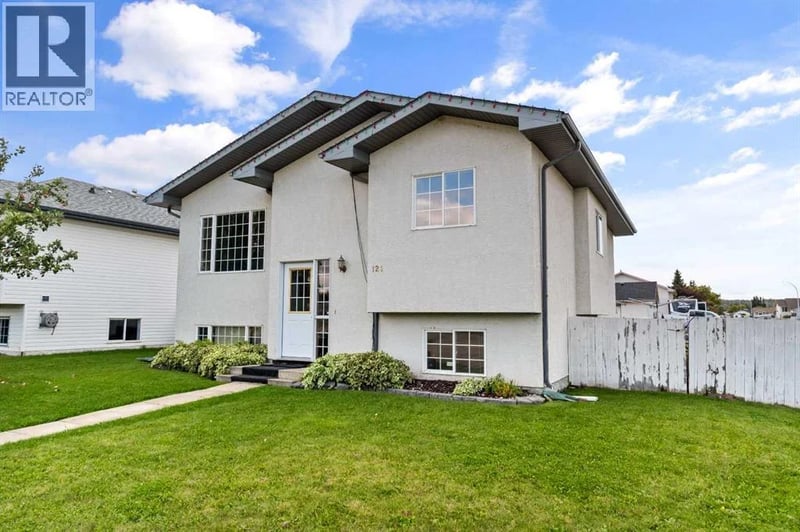 121 Mink Creek Road, Whitecourt, Alberta, T7S1C9, Whitecourt, Alberta — photo 1 of 5
