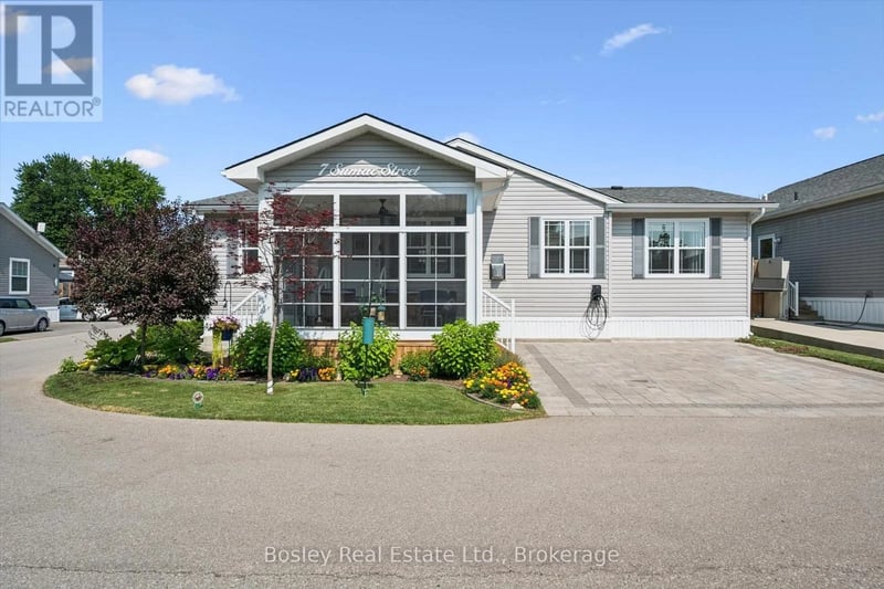 7 Sumac Street, Puslinch, Ontario, N0B2J0, Puslinch, Ontario — photo 1 of 5