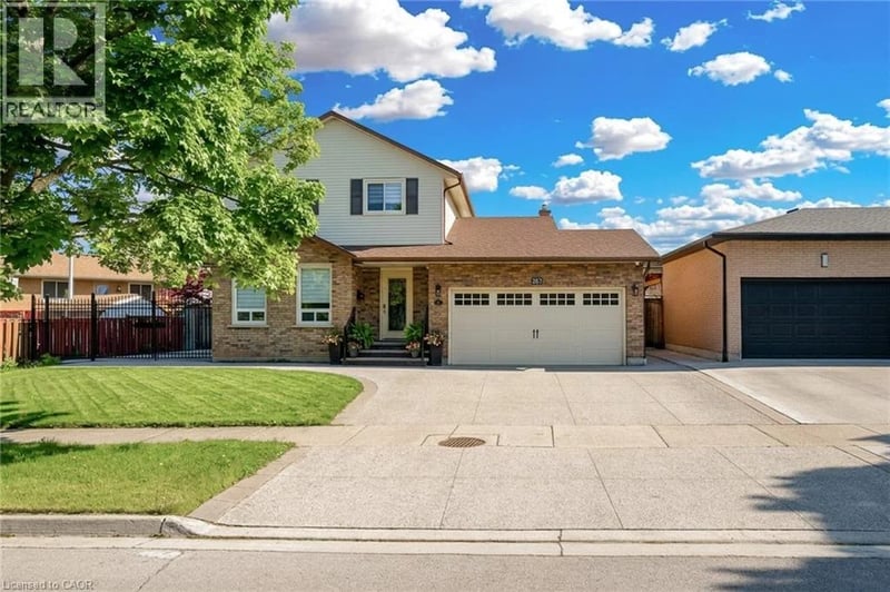 367 HEMLOCK Avenue, Stoney Creek, Ontario, L8E2C9, Stoney Creek, Ontario — photo 1 of 5