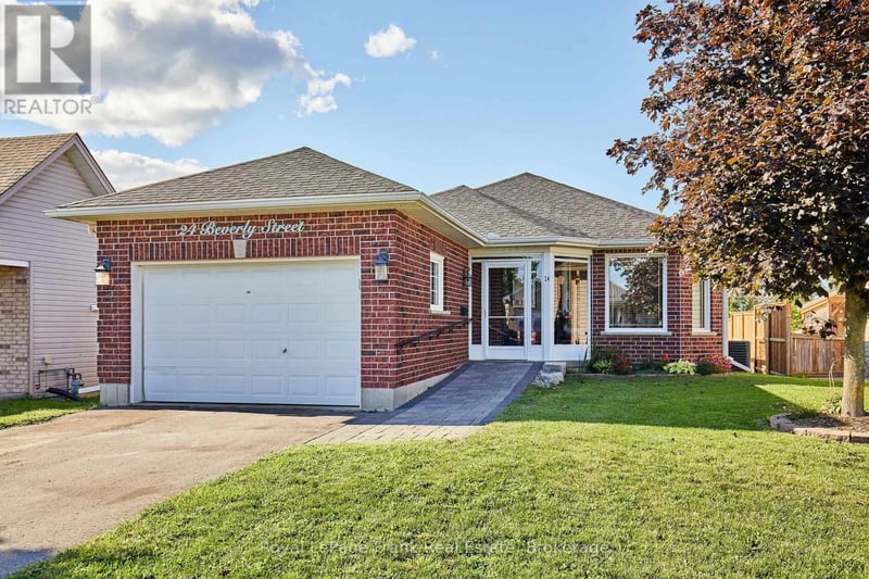 24 Beverly Street, Kawartha Lakes (Lindsay), Ontario, K9V4Y7, Kawartha Lakes (Lindsay), Ontario — photo 1 of 5