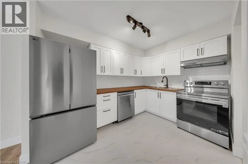 #21 3085 KINGSWAY Drive, Kitchener, Ontario, N2C2P1, Kitchener, Ontario — photo 1 of 5