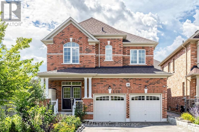 48 Lanark Street, Bradford West Gwillimbury (Bradford), Ontario, L3Z0W7, Bradford West Gwillimbury (Bradford), Ontario — photo 1 of 5