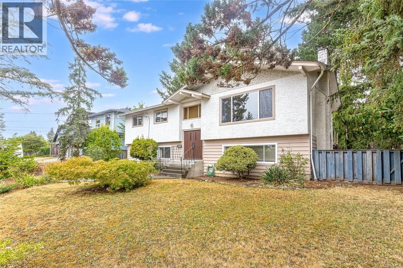 5861 Sycamore Street, Duncan, British Columbia, V9L3E3, Duncan, British Columbia — photo 1 of 5