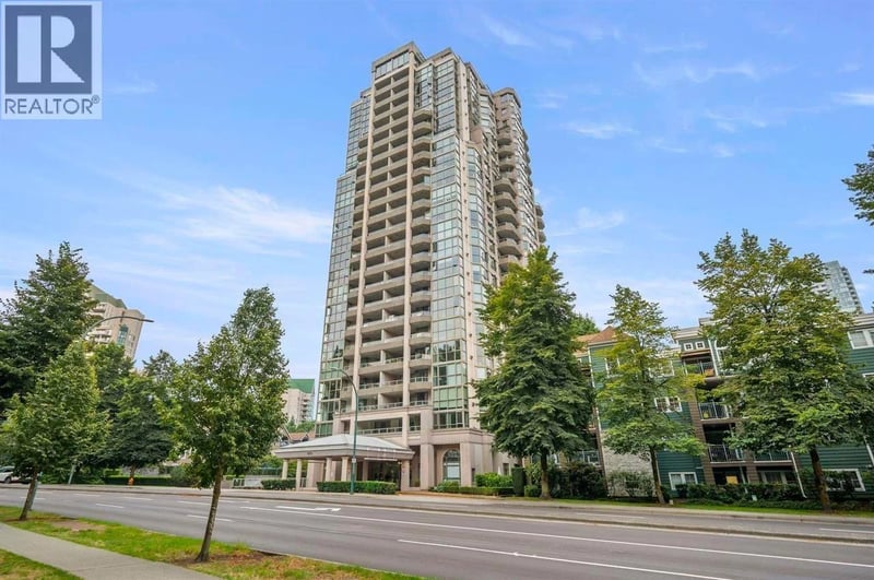 #1106 3070 GUILDFORD Way, Coquitlam, British Columbia, V3B7R8, Coquitlam, British Columbia — photo 1 of 4