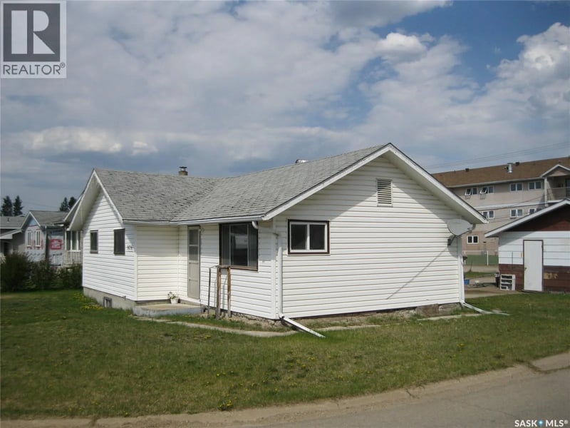626 Main STREET, Hudson Bay, Saskatchewan, S0E0Y0, Hudson Bay, Saskatchewan — photo 1 of 5