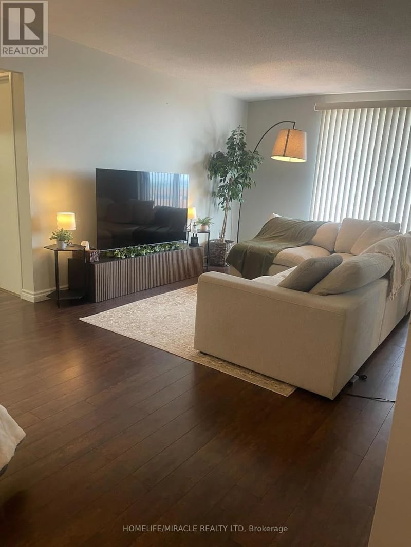 #810 3555 DERRY Road East, Mississauga (Malton), Ontario, L4T1B2, Mississauga (Malton), Ontario — photo 1 of 5