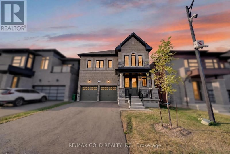 11 Keyworth Crescent, Brampton (Sandringham-Wellington North), Ontario, L6R4E9, Brampton (Sandringham-Wellington North), Ontario — photo 1 of 5