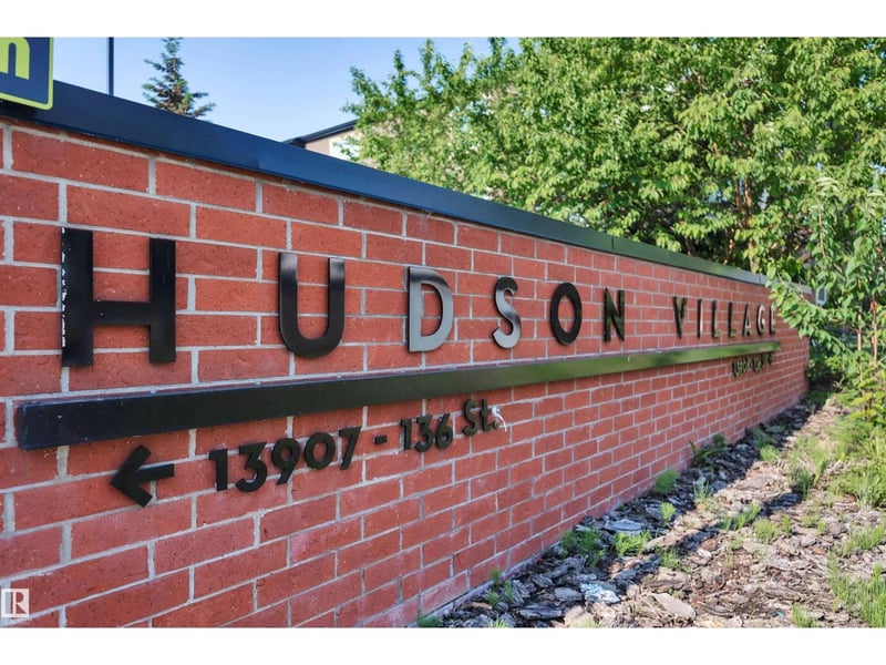 #205 13907 136 ST NW, Edmonton, Alberta, T6V1Y5, Edmonton, Alberta — photo 1 of 5