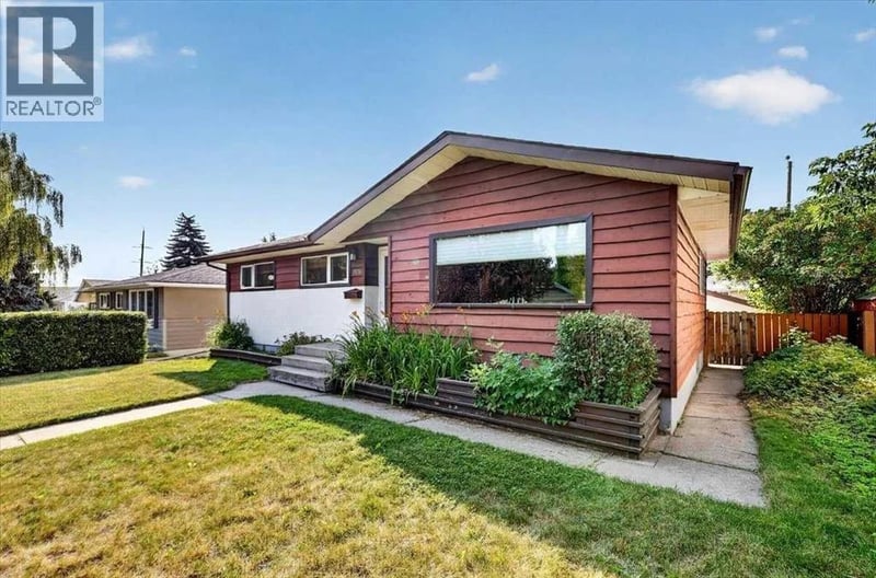 7536 Fleetwood Drive Southeast, Calgary, Alberta, T2H0X1, Calgary, Alberta — photo 1 of 5