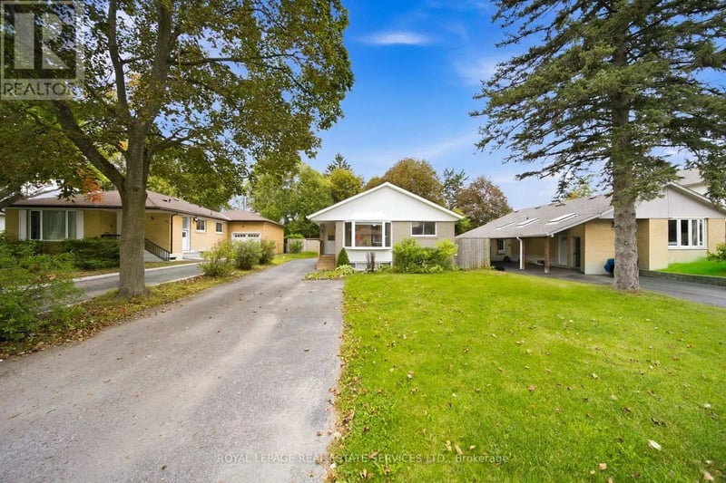 #Main 6 Corbett Crescent, Aurora (Aurora Highlands), Ontario, L4G2G1, Aurora (Aurora Highlands), Ontario — photo 1 of 5