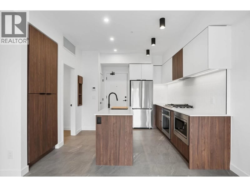 #612 623 KEMSLEY Avenue, Coquitlam, British Columbia, V3J0L8, Coquitlam, British Columbia — photo 1 of 5