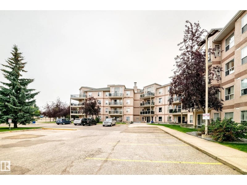 #137 9704 174 ST NW, Edmonton, Alberta, T5T6J4, Edmonton, Alberta — photo 1 of 5