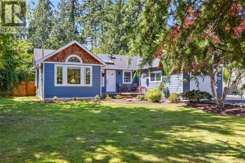 683 Gaetjen Street, Parksville, British Columbia, V9P1B3, Parksville, British Columbia — photo 1 of 5