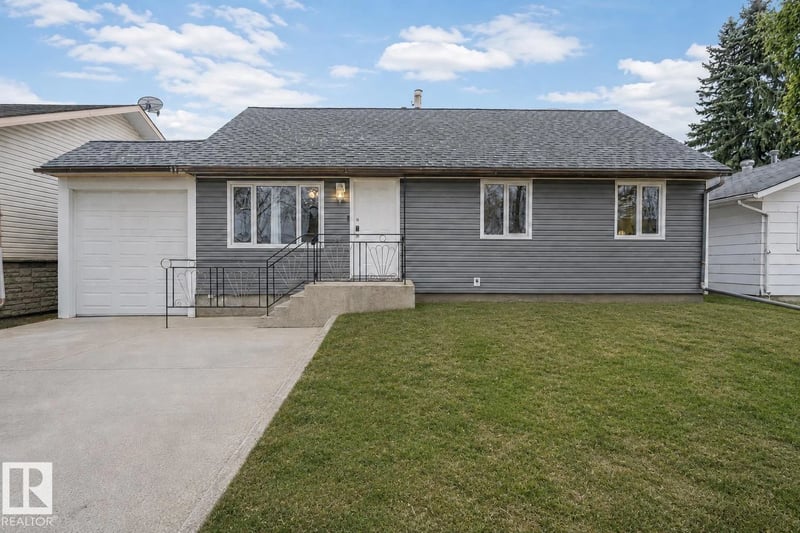 5210 51 AV, Bonnyville Town, Alberta, T9N2A8, Bonnyville Town, Alberta — photo 1 of 5