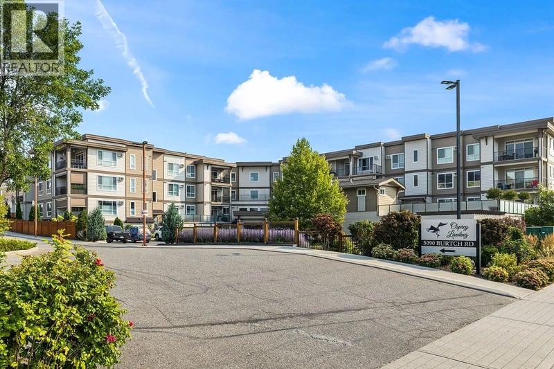 #102 3090 Burtch Road, Kelowna, British Columbia, V1W5G9, Kelowna, British Columbia — photo 1 of 5