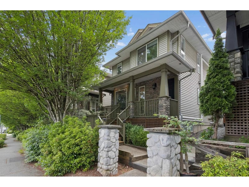 8838 216 Street, Langley, British Columbia, V1M3Z5, Langley, British Columbia — photo 1 of 5
