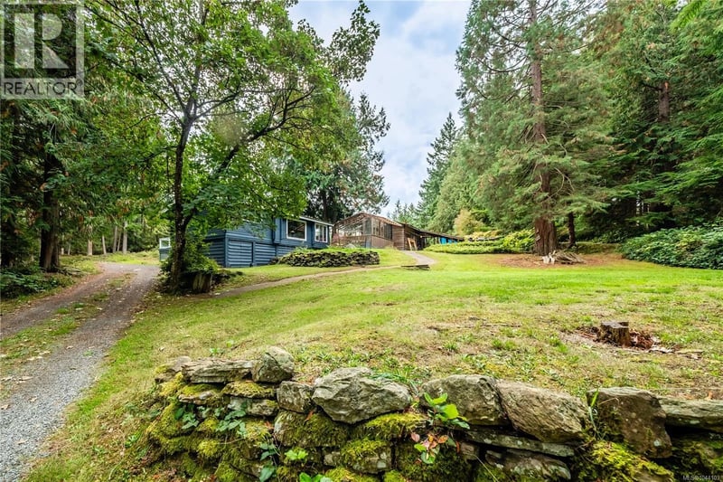 336 Hemlock Avenue, Gabriola Island, British Columbia, V0R1X1, Gabriola Island, British Columbia — photo 1 of 5