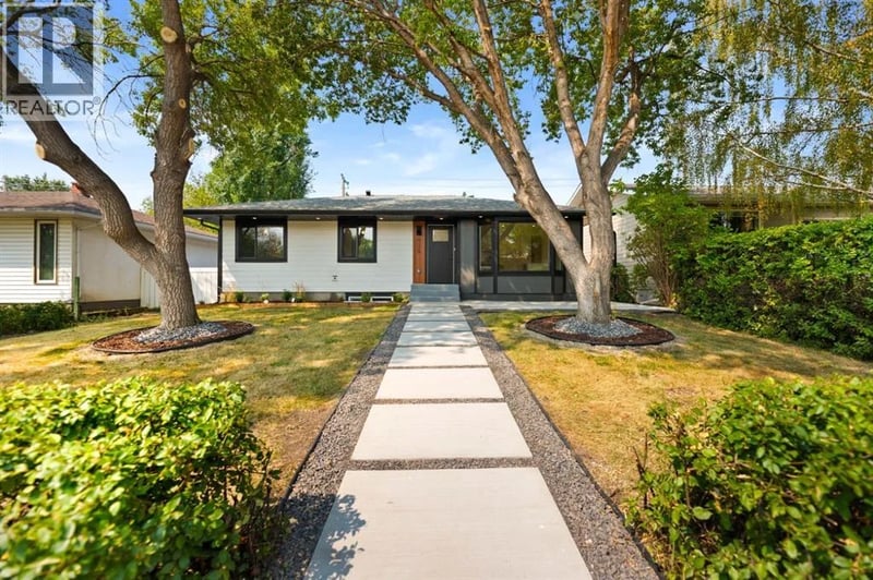439 Arlington Drive Southeast, Calgary, Alberta, T2H1S4, Calgary, Alberta — photo 1 of 5