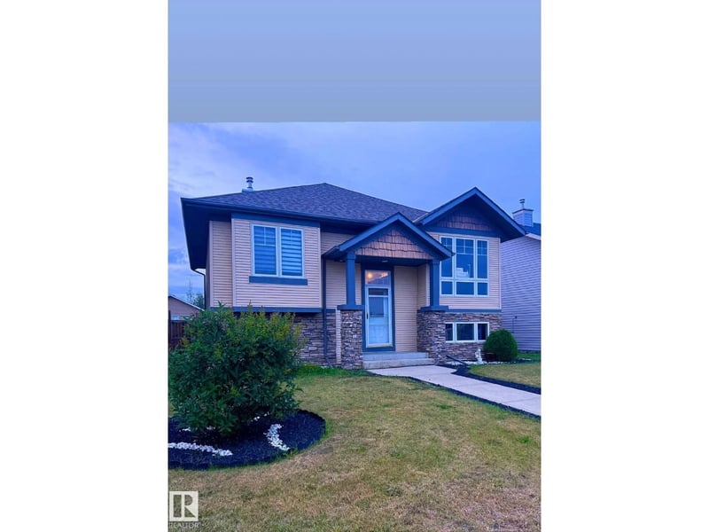 10 Mackenzie Ranch WY, Lacombe, Alberta, T4L0A7, Lacombe, Alberta — photo 1 of 5