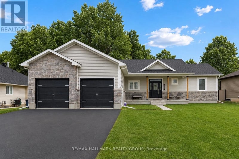 1077 SHEARER Drive, Brockville, Ontario, K6V7K1, Brockville, Ontario — photo 1 of 5