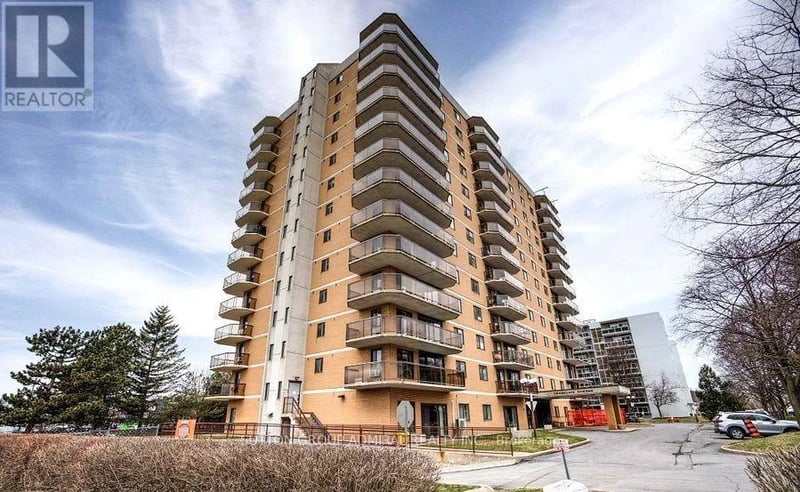#101 257 Bath Road, Kingston (Central City West), Ontario, K7M7T3, Kingston (Central City West), Ontario — photo 1 of 5