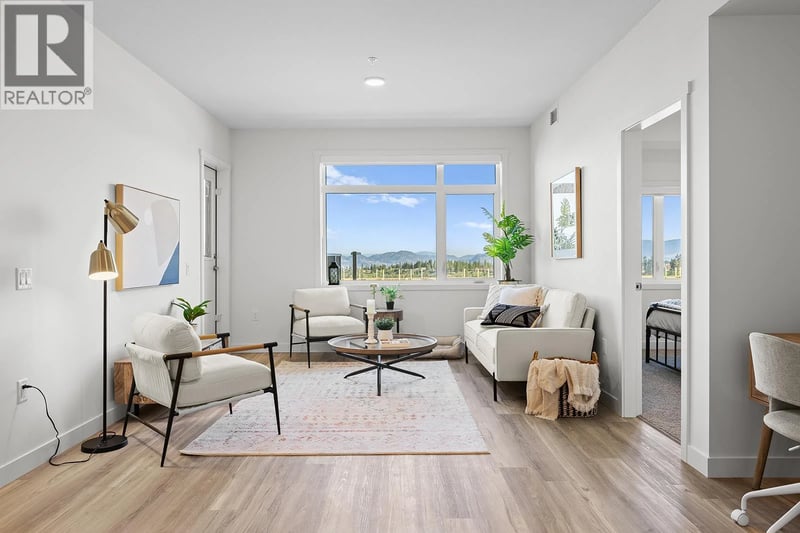 #412 1057 Frost Road, Kelowna, British Columbia, V1W0G7, Kelowna, British Columbia — photo 1 of 5