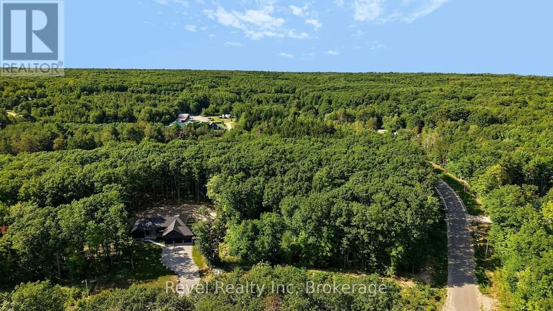 46 VOYAGEUR Drive, Tiny, Ontario, L9M1R2, Tiny, Ontario — photo 1 of 5