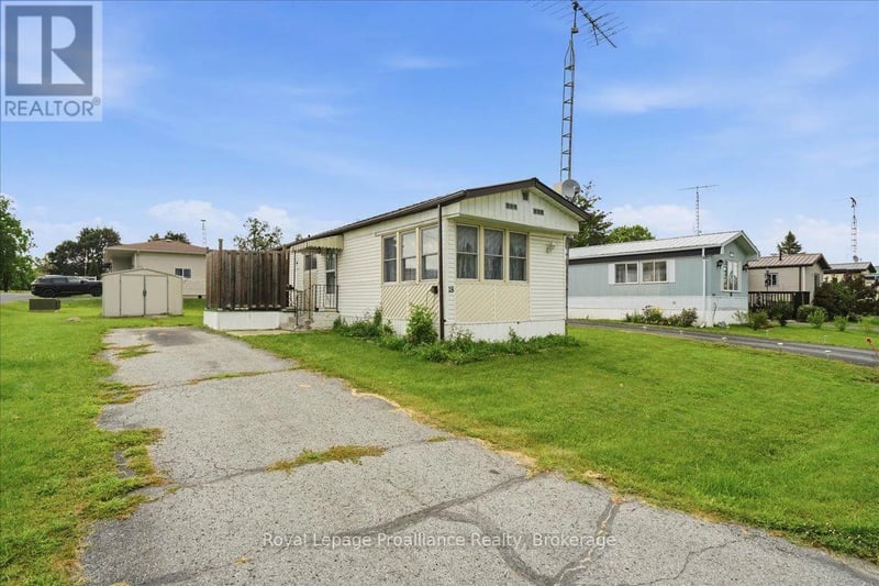 18 Cedar Street, Greater Napanee, Ontario, K7R3L1, Greater Napanee, Ontario — photo 1 of 5