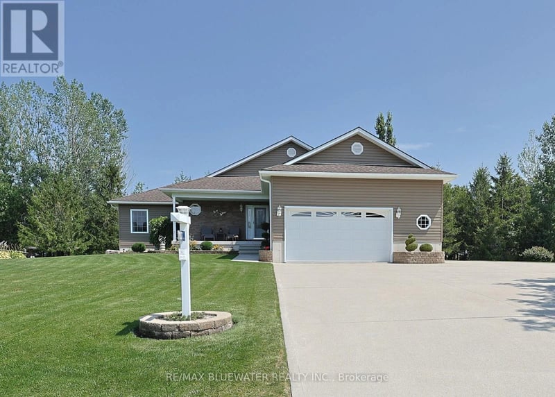 71837 Sunridge Crescent, Bluewater (Hay), Ontario, N0M1N0, Bluewater (Hay), Ontario — photo 1 of 5