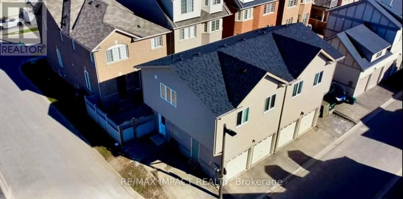 #Coach 32 Toulouse Court, Markham (Cornell), Ontario, L6B1J5, Markham (Cornell), Ontario — photo 1 of 5