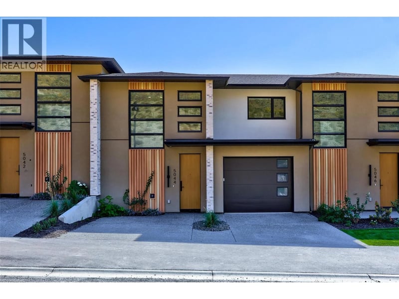 5044 Sun Rivers Drive, Kamloops, British Columbia, V2H0E7, Kamloops, British Columbia — photo 1 of 5