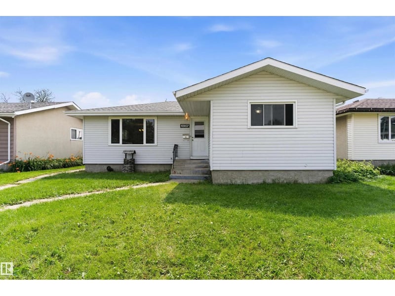 6907 DELWOOD RD NW, Edmonton, Alberta, T5C3A6, Edmonton, Alberta — photo 1 of 5