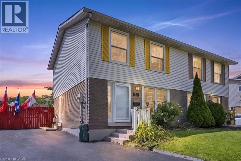 31 BELLEAU Street, Hamilton, Ontario, L8J1N1, Hamilton, Ontario — photo 1 of 5