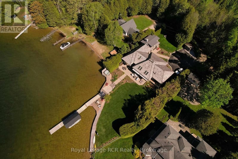 139 South Shores Road, Grey Highlands, Ontario, N0C1E0, Grey Highlands, Ontario — photo 1 of 5