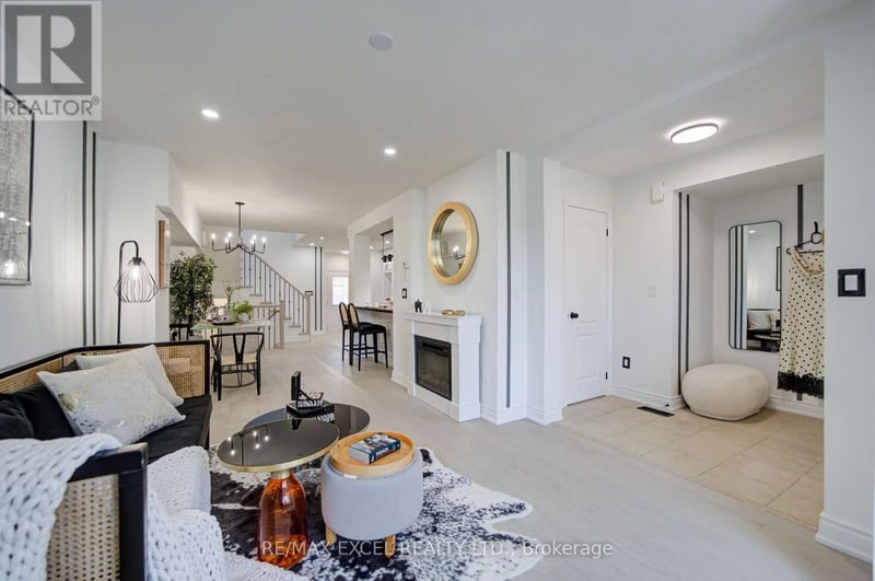 454 Bur Oak Avenue, Markham (Berczy), Ontario, L6C3A7, Markham (Berczy), Ontario — photo 1 of 5