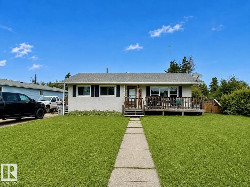 4808 52 AV, Wildwood, Alberta, T0E2M0, Wildwood, Alberta — photo 1 of 5