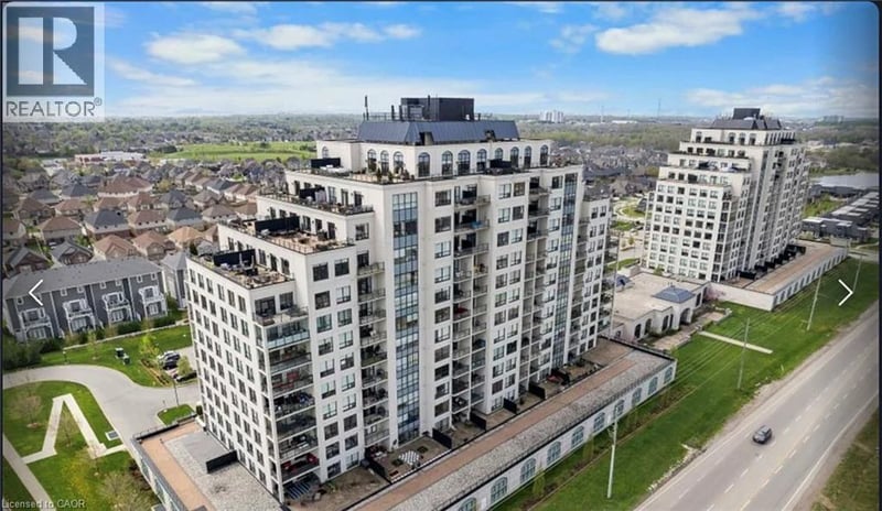 240 VILLAGEWALK Boulevard, London, Ontario, N6G0P6, London, Ontario — photo 1 of 5
