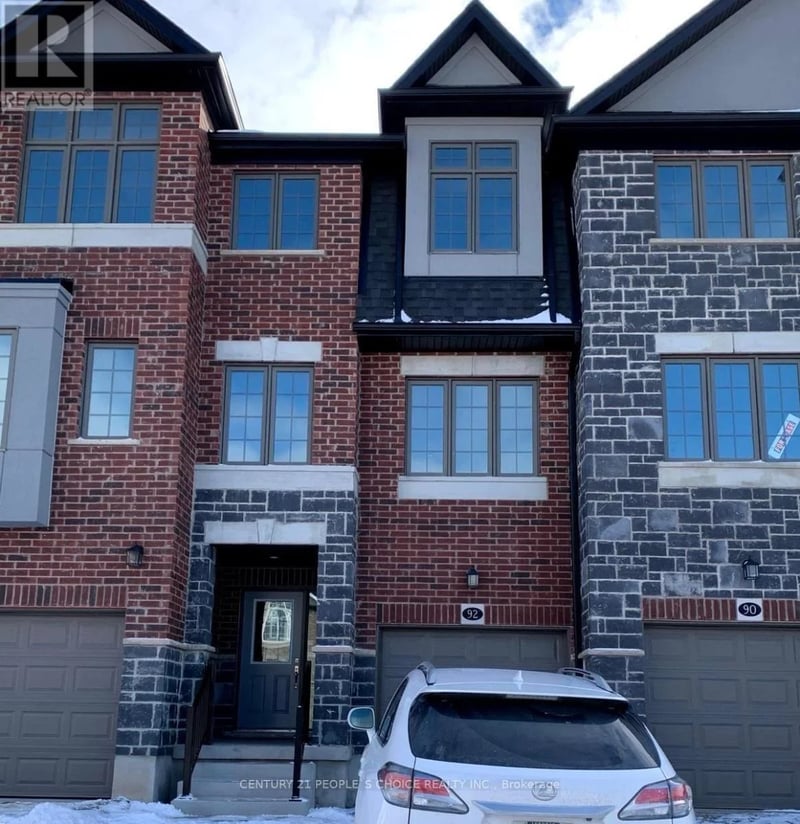 92 Monarch Woods Drive, Kitchener, Ontario, N2P0K1, Kitchener, Ontario — photo 1 of 5