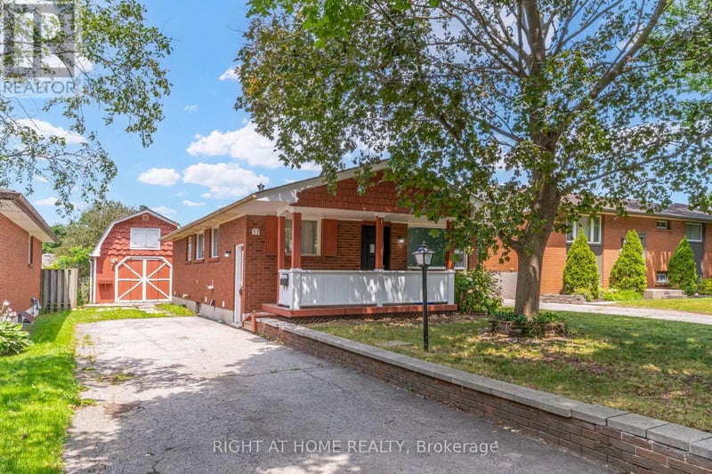 17 TOULON Crescent, London East (East I), Ontario, N5V1J4, London East (East I), Ontario — photo 1 of 5