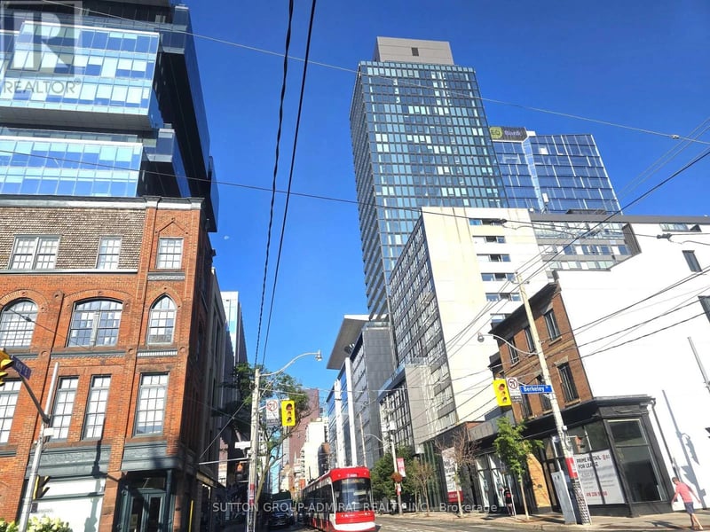 #2202 284 King Street East, Toronto (Moss Park), Ontario, M5A1K4, Toronto (Moss Park), Ontario — photo 1 of 5